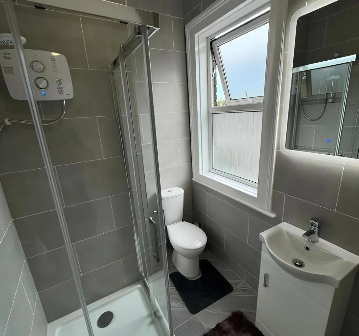 בית הארחה דבלין Superb Triple Room Near Croke Park - 2 אירלנד
